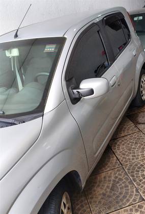 FIAT UNO 1.0 EVO VIVACE 8V FLEX 4P MANUAL